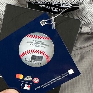 New York Yankees Jacket Pullover Men Medium Gray Navy Blue Half Zip New Era NEW